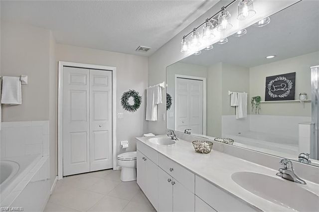 3091 Meandering WAY # 102, Fort Myers, FL 33905