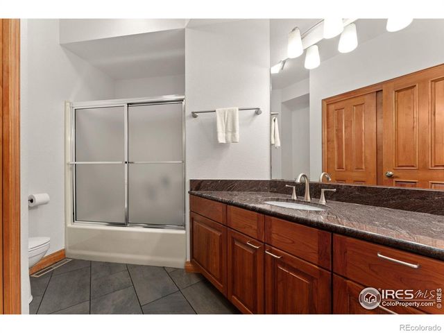 3913 Valley Oak Drive, Loveland, CO 80538