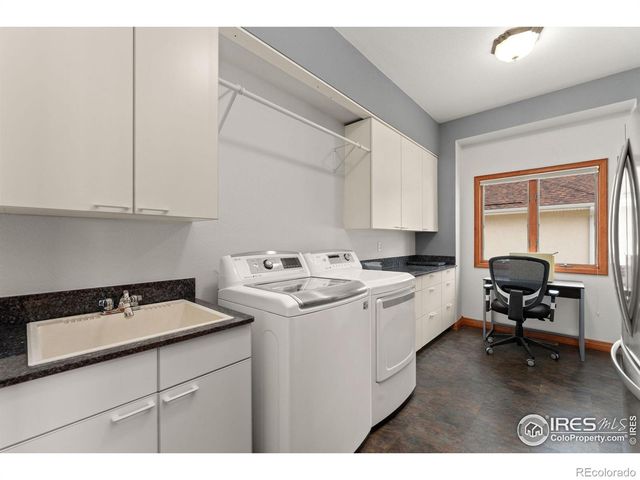 3913 Valley Oak Drive, Loveland, CO 80538