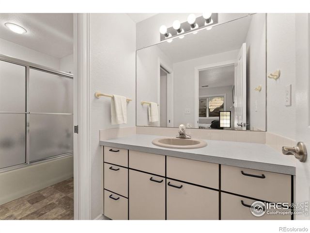 3913 Valley Oak Drive, Loveland, CO 80538