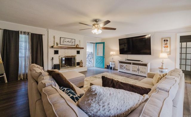 2101 Fox Trail, Benton, AR 72019