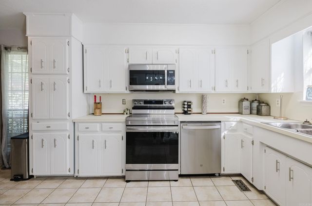 2101 Fox Trail, Benton, AR 72019