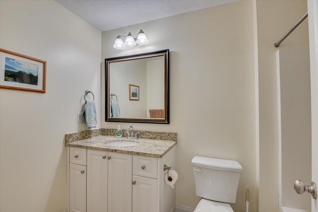 303 CUTTYSARK Point, Mccormick, SC 29835