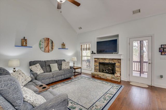 303 CUTTYSARK Point, Mccormick, SC 29835