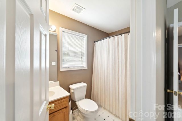 1508 Hollow Maple Drive, Charlotte, NC 28216