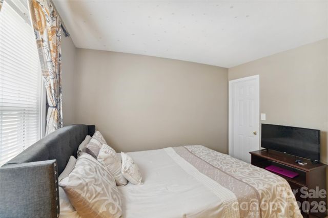 1508 Hollow Maple Drive, Charlotte, NC 28216