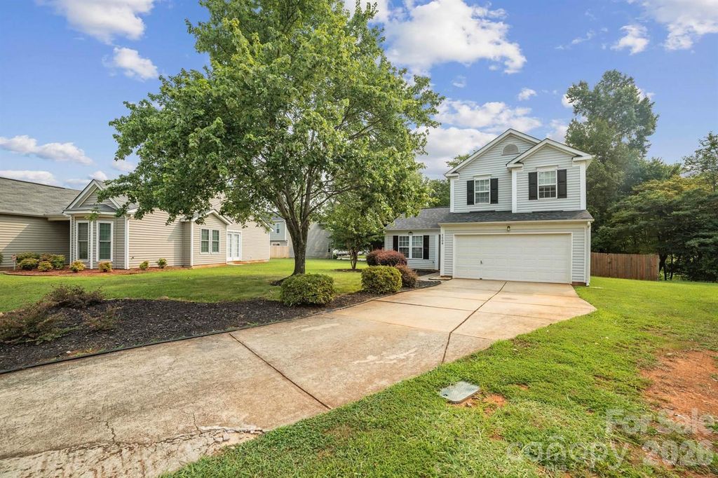 1508 Hollow Maple Drive, Charlotte, NC 28216