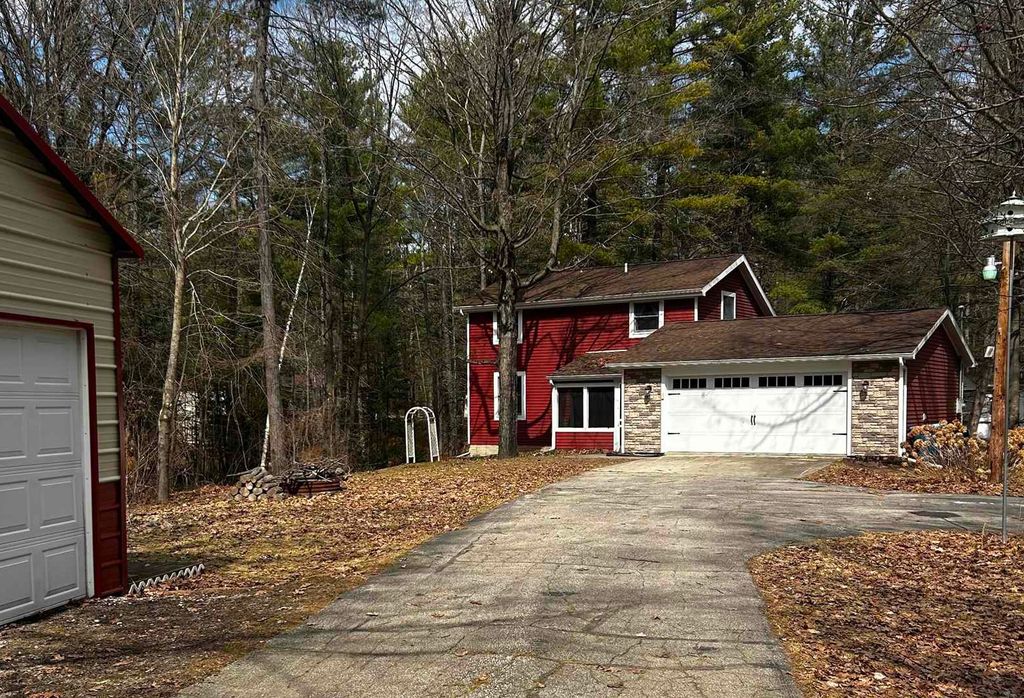 47 W River Road, Gladwin, MI 48624