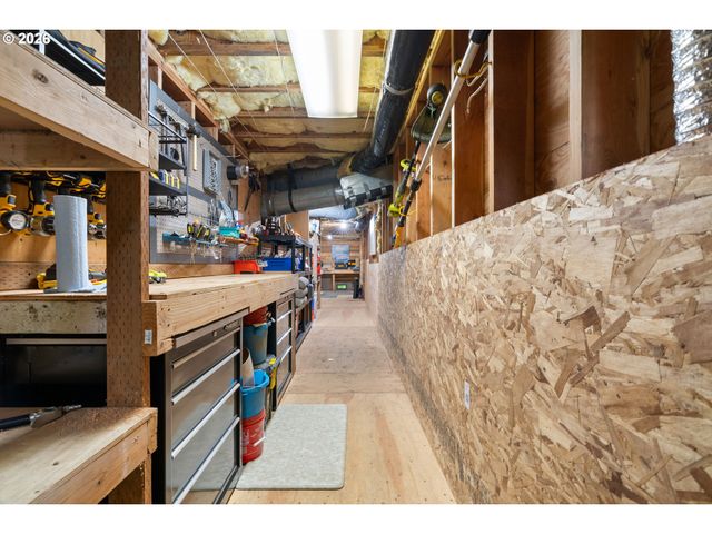 221 Sw MOONRIDGE Pl, Portland, OR 97225