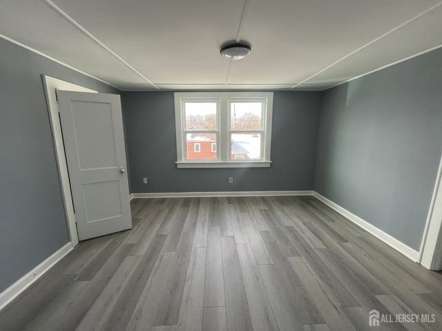 7 Bound Brook Avenue, Piscataway, NJ 08854