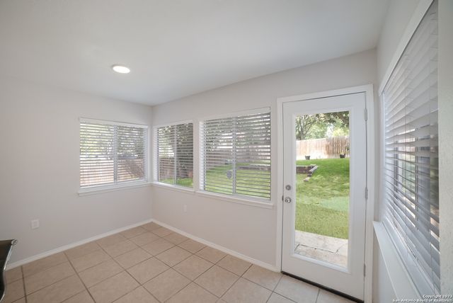 14718 Hillside Vw, San Antonio, TX 78233