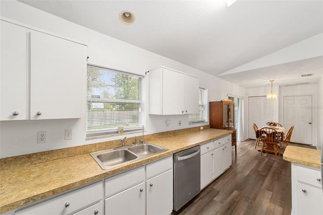 6425 NW 12TH AVENUE, Ocala, FL 34475