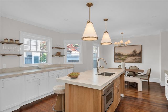 19 Rhode Island Avenue, Providence, RI 02906