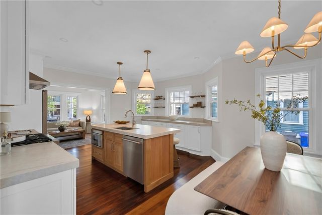 19 Rhode Island Avenue, Providence, RI 02906