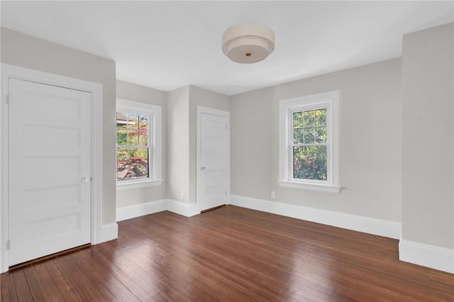 19 Rhode Island Avenue, Providence, RI 02906