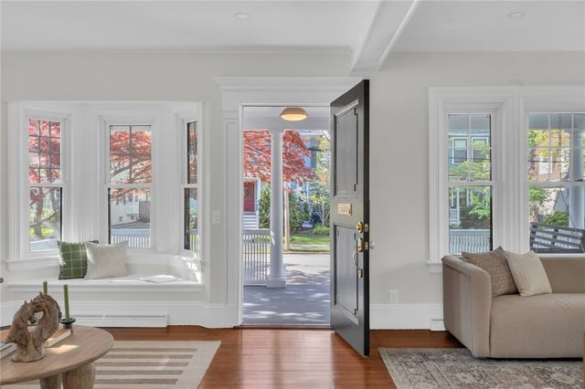 19 Rhode Island Avenue, Providence, RI 02906