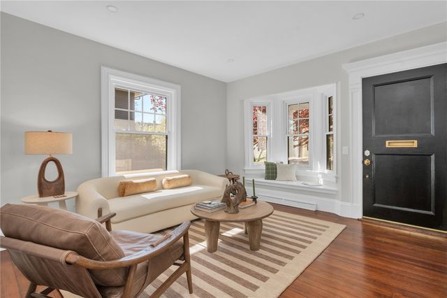 19 Rhode Island Avenue, Providence, RI 02906