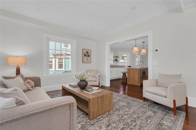 19 Rhode Island Avenue, Providence, RI 02906