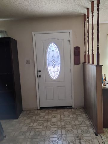 6307 S Solona Circle S, Haltom City, TX 76117