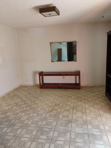 6307 S Solona Circle S, Haltom City, TX 76117