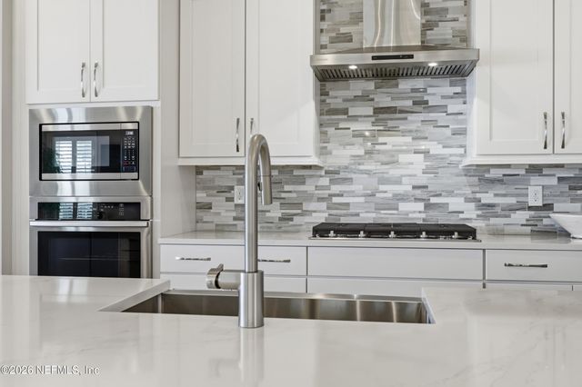 413 MARQUESA Circle, St. Johns, FL 32259