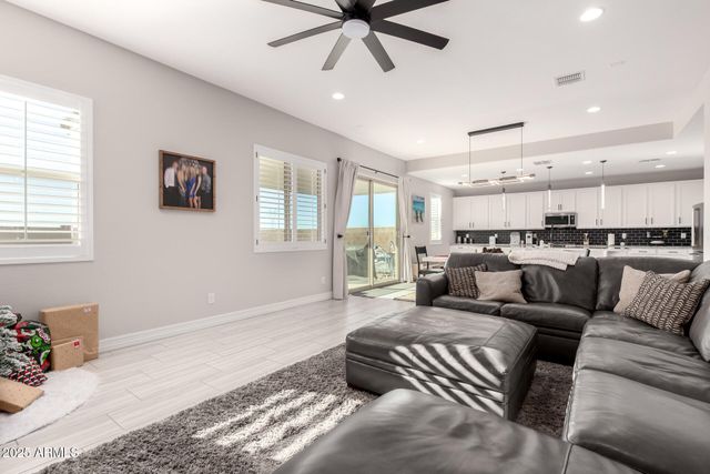 14045 W MARIPOSA GRANDE --, Surprise, AZ 85387