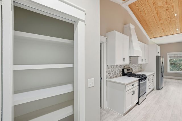 100 Hidden Lakes Trail, Defuniak Springs, FL 32433