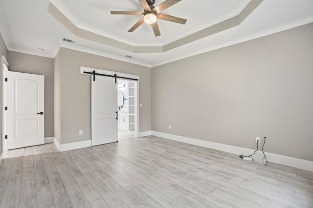 100 Hidden Lakes Trail, Defuniak Springs, FL 32433