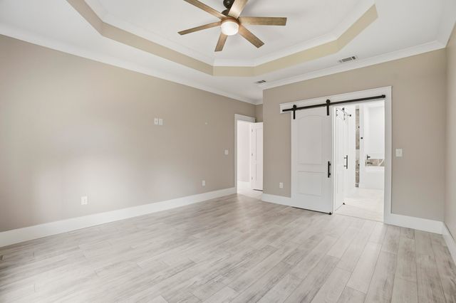 100 Hidden Lakes Trail, Defuniak Springs, FL 32433