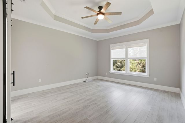 100 Hidden Lakes Trail, Defuniak Springs, FL 32433