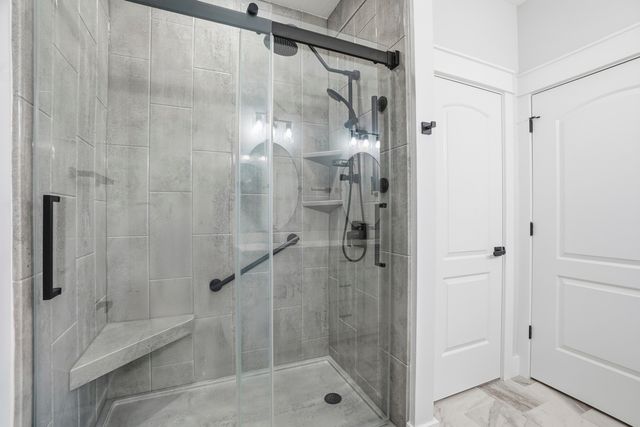 100 Hidden Lakes Trail, Defuniak Springs, FL 32433