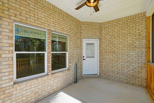 100 Hidden Lakes Trail, Defuniak Springs, FL 32433