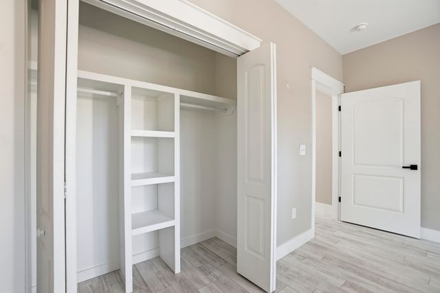 100 Hidden Lakes Trail, Defuniak Springs, FL 32433