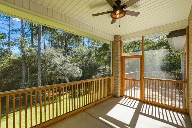 100 Hidden Lakes Trail, Defuniak Springs, FL 32433