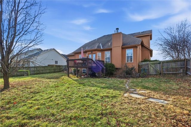 4407 SW Briarbrook Drive, Lee's Summit, MO 64082