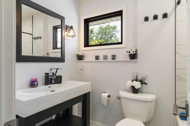 12617 VENTURA Boulevard, Machesney Park, IL 61115