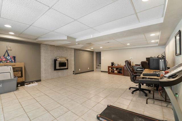12617 VENTURA Boulevard, Machesney Park, IL 61115