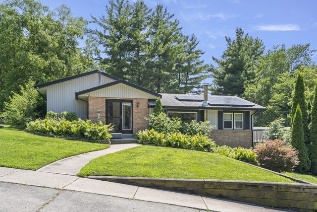 12617 VENTURA Boulevard, Machesney Park, IL 61115