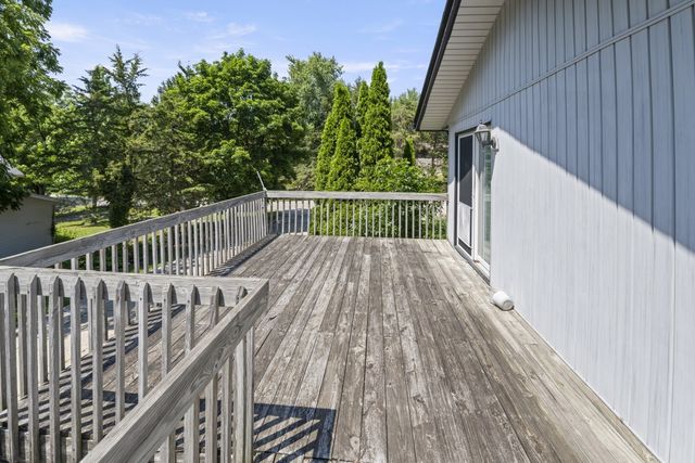 12617 VENTURA Boulevard, Machesney Park, IL 61115