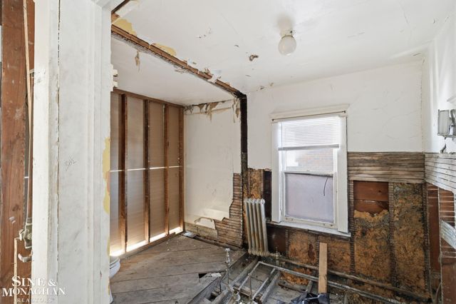 1234 Edison Street, Detroit, MI 48202