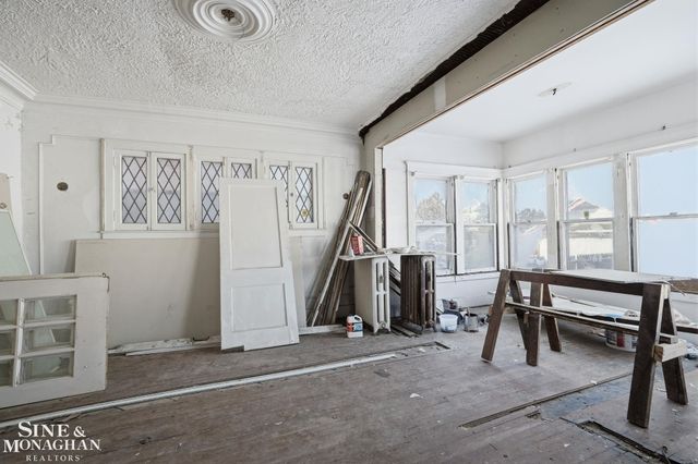 1234 Edison Street, Detroit, MI 48202