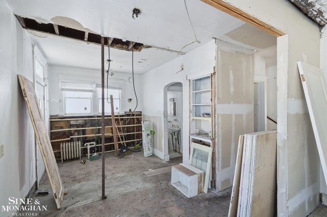 1234 Edison Street, Detroit, MI 48202