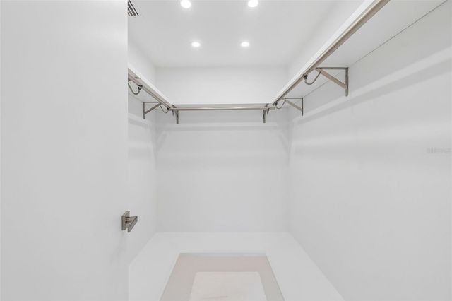 7647 SANDERLING ROAD, Sarasota, FL 34242