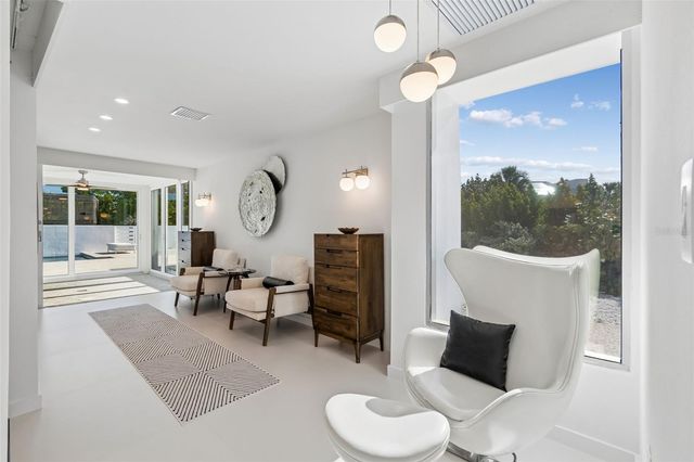 7647 SANDERLING ROAD, Sarasota, FL 34242