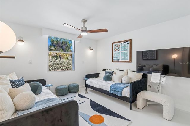 7647 SANDERLING ROAD, Sarasota, FL 34242