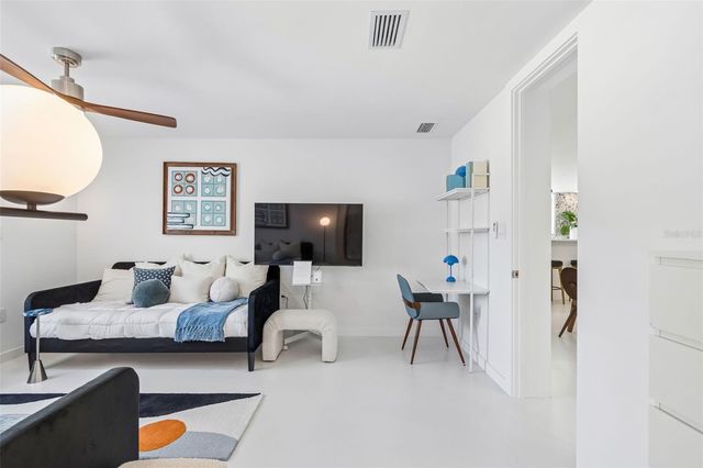 7647 SANDERLING ROAD, Sarasota, FL 34242