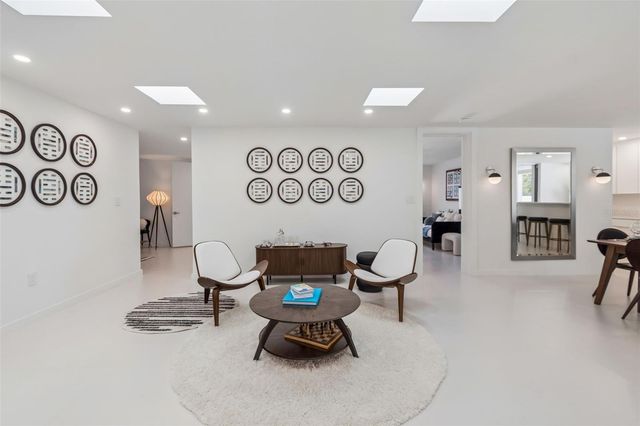 7647 SANDERLING ROAD, Sarasota, FL 34242