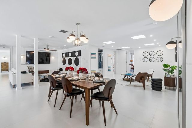 7647 SANDERLING ROAD, Sarasota, FL 34242