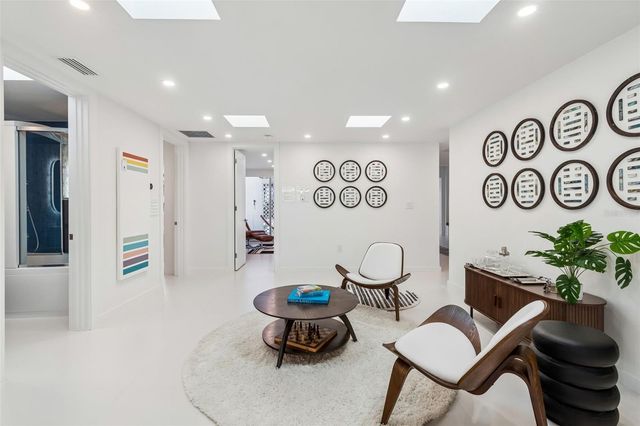 7647 SANDERLING ROAD, Sarasota, FL 34242