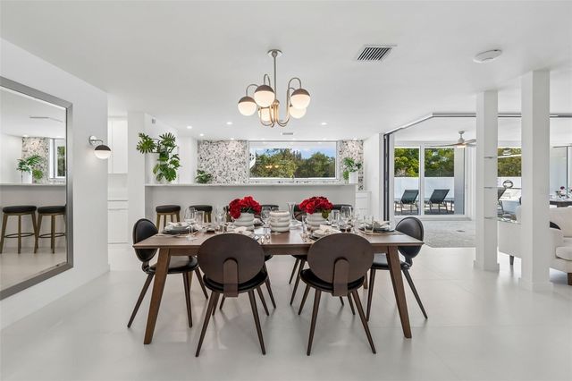 7647 SANDERLING ROAD, Sarasota, FL 34242